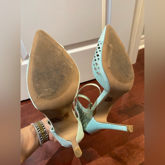 Mint green pointed toe heels size 8 - Picture 5 of 13